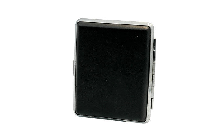 CIGARETTE BOX