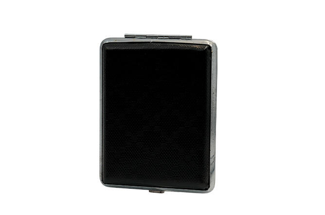 CIGARETTE BOX
