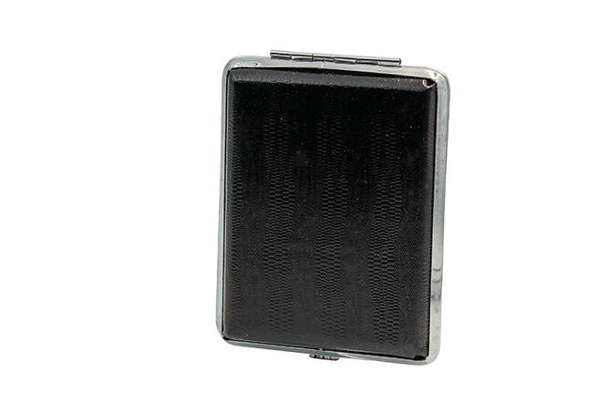 CIGARETTE BOX